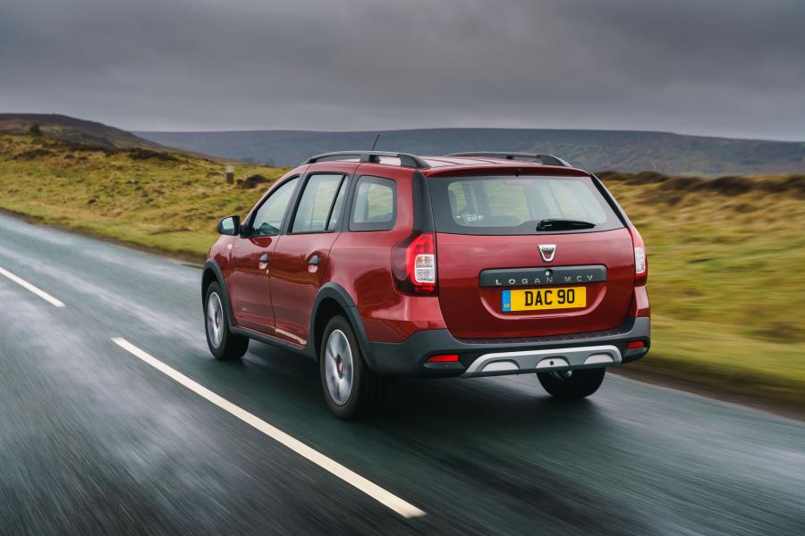  Dacia Logan MCV Stepway Techroad 2019 года  (UK) (фото 15 из 34)